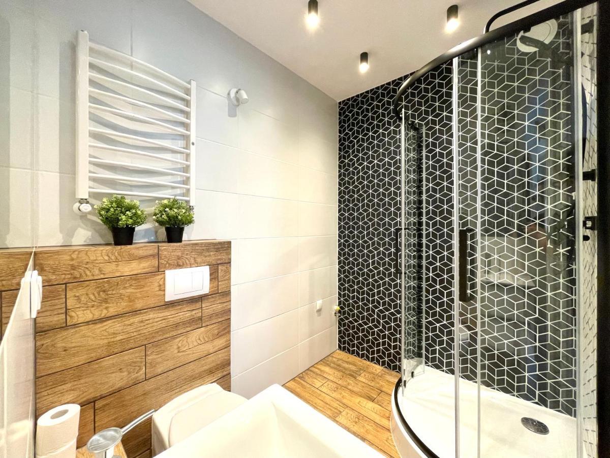 Copernicus Street Apartment - Twin Peaks Торунь Екстер'єр фото