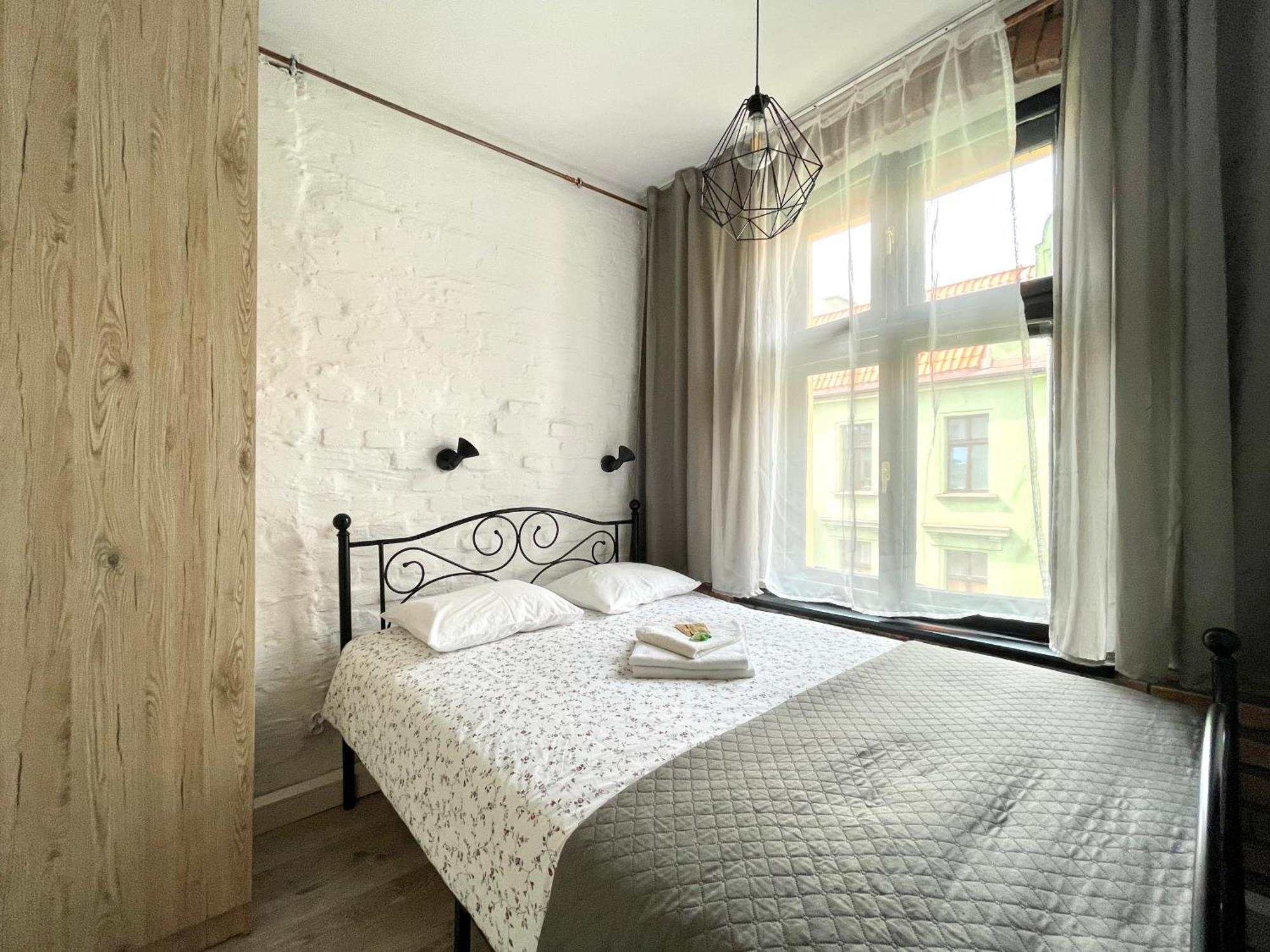Copernicus Street Apartment - Twin Peaks Торунь Екстер'єр фото